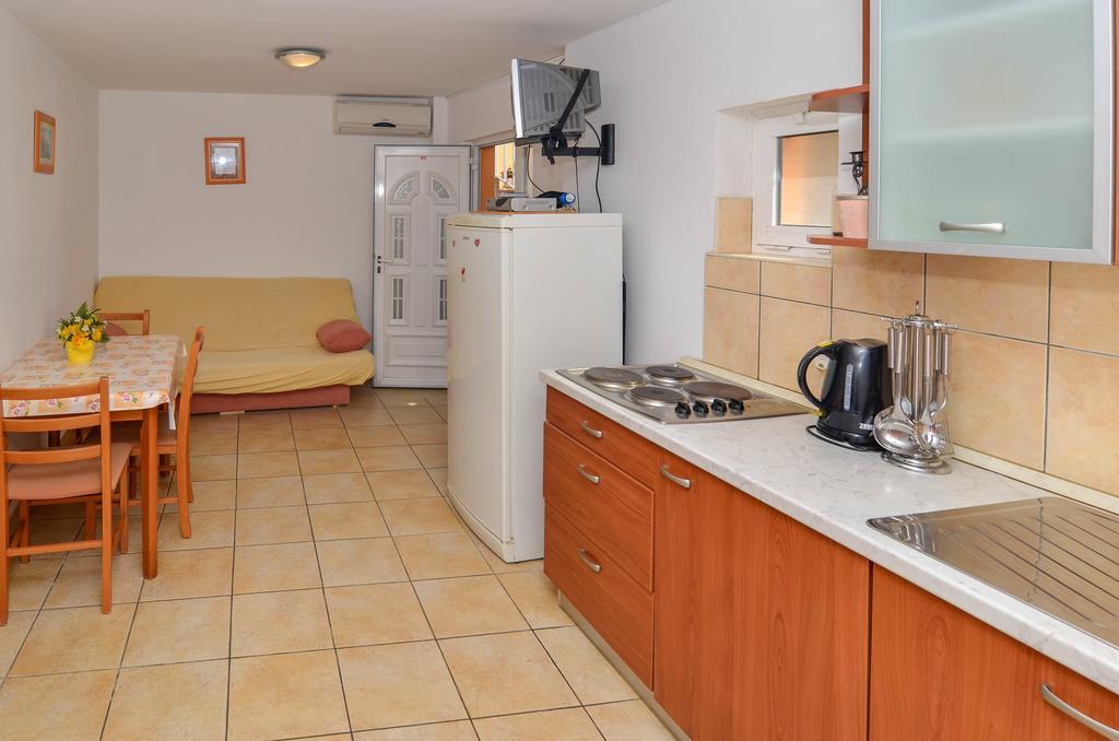 Apartments Karla Orebić Kamer foto