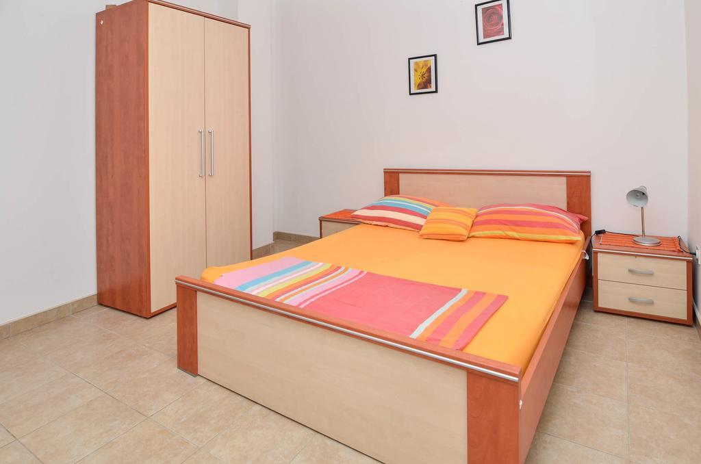 Apartments Karla Orebić Kamer foto