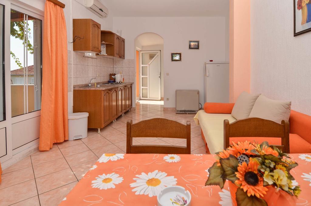 Apartments Karla Orebić Kamer foto